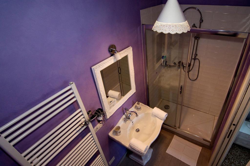 B&B La Porta Rossa 노알레 외부 사진